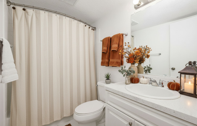 2 beds, 2 baths, 833 sqft, $1,768