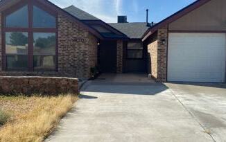 621 HEMPSTEAD DR