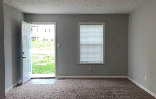 2 beds, 2 baths, $900, Unit 348E