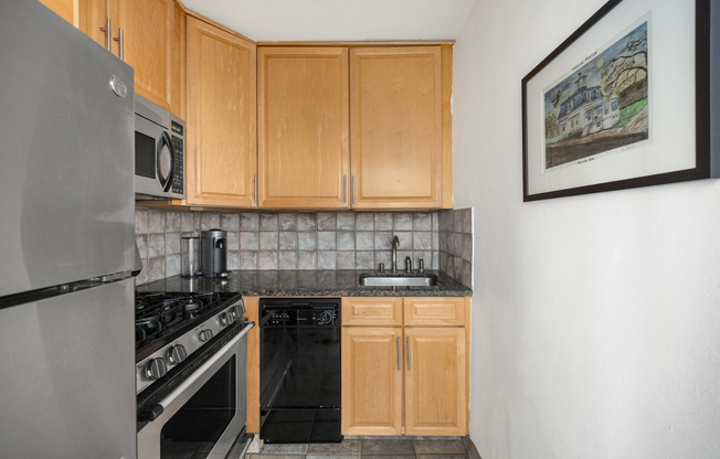 1 bed, 1 bath, $4,000, Unit 5C