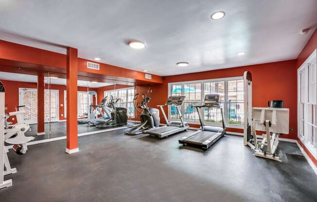 gym at Bellaire Oaks Apartments, Texas