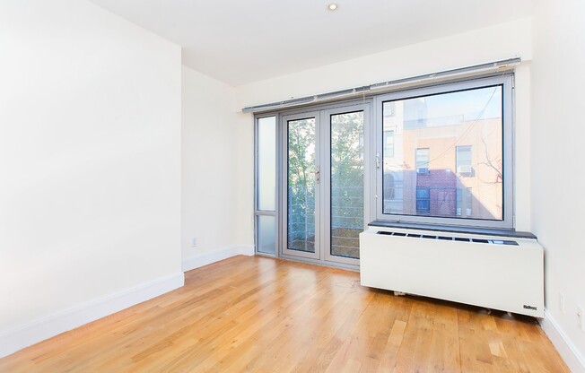 2 beds, 1 bath, $5,495, Unit 3G