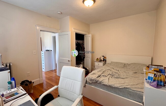 21 BERWICK RD