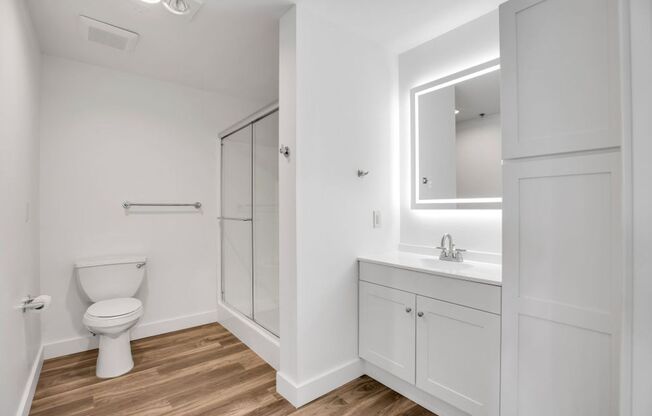 1 bed, 1 bath, 607 sqft, $1,549, Unit 126-105