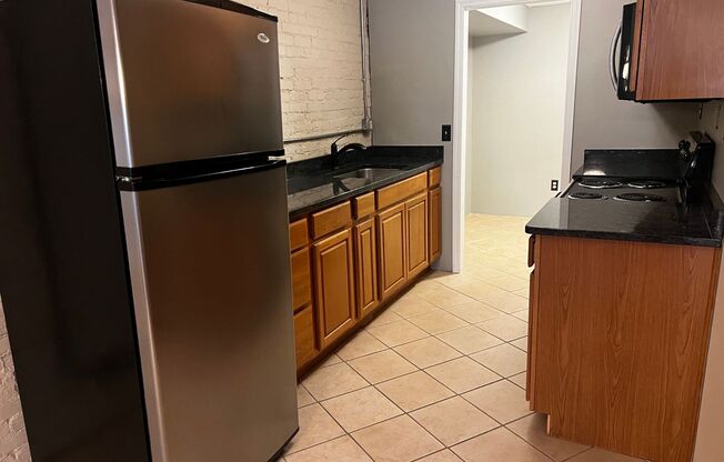 1 bed, 1 bath, 2,500 sqft, $1,699, Unit B