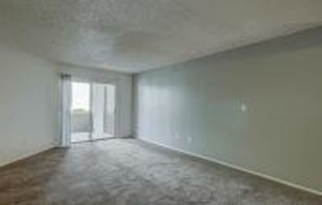 2 beds, 2 baths, 984 sqft, $1,450, Unit 203