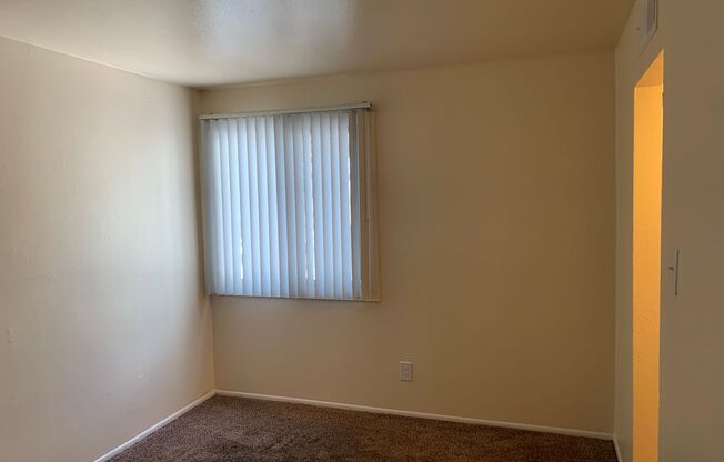 1 bed, 1 bath, 575 sqft, $954, Unit 189