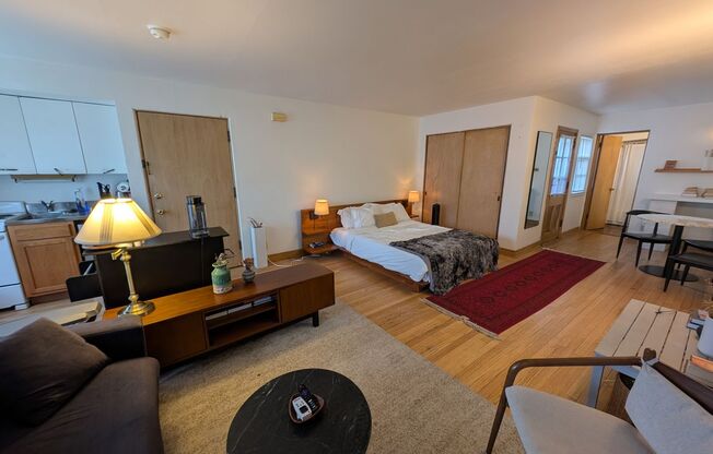 Duo Apartments - Franklin Pl