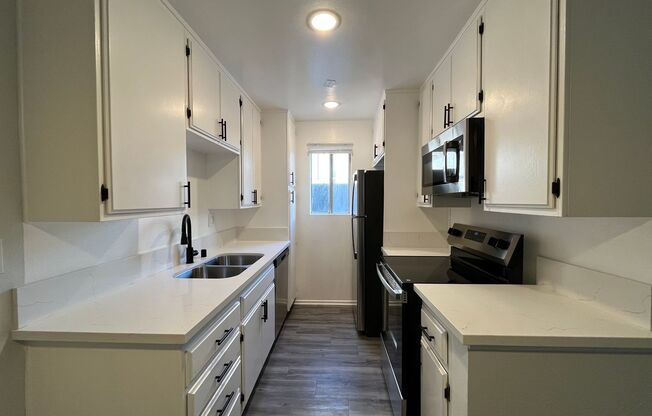 Studio, 1 bath, 485 sqft, $1,745, Unit 109