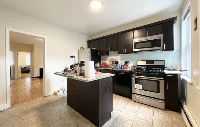 2 WYMAN PL
