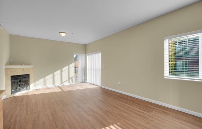 2 beds, 2 baths, 916 sqft, $1,595, Unit 144-34101