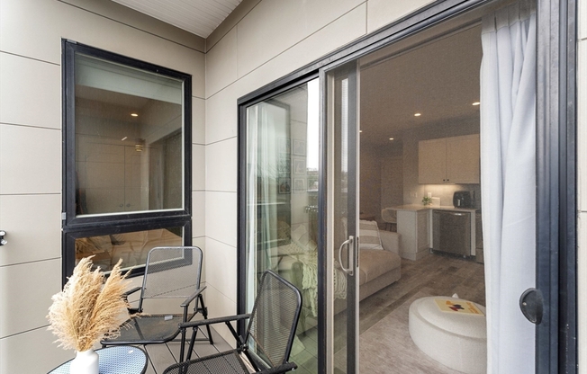 1 bed, 1 bath, 495 sqft, $3,075, Unit 301