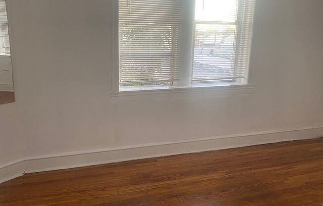 6104 Nassau Road
