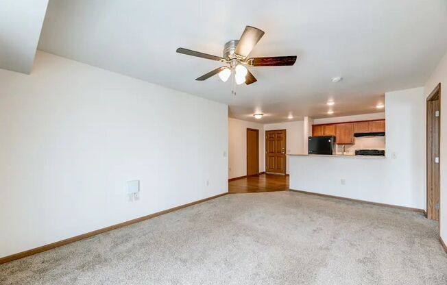 2 beds, 2 baths, 1,058 sqft, $1,475, Unit 810-113