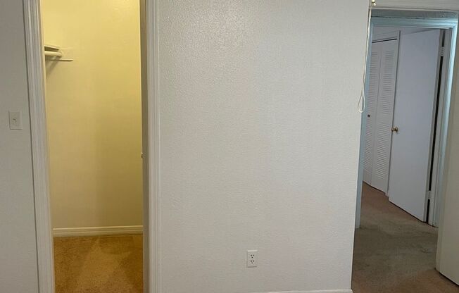 2 beds, 2 baths, 912 sqft, $1,300, Unit 315-102