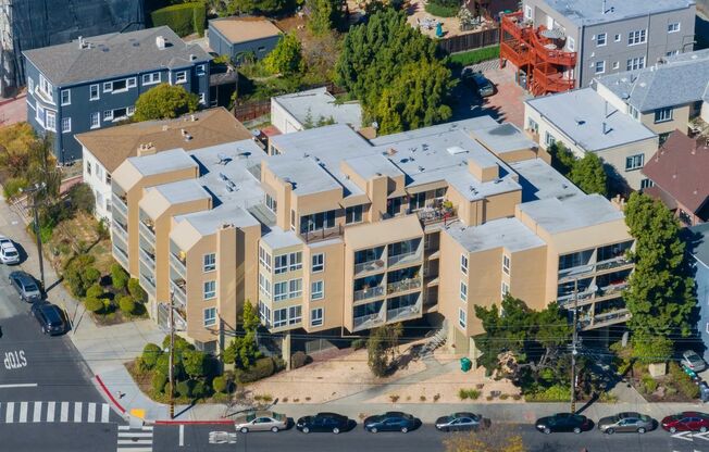 765 Rand Ave Apartments