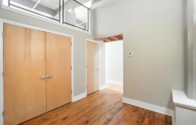 1 bed, 1 bath, 943 sqft, $1,424, Unit 3301-103