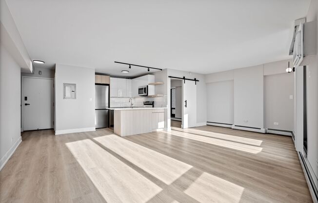 3 beds, 1.5 baths, 1,001 sqft, $3,300, Unit 10H