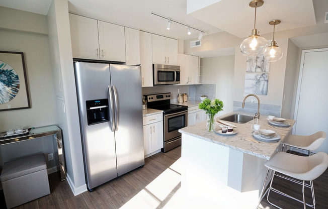 1 bed, 1 bath, 574 sqft, $1,225, Unit 301