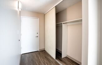 1 bed, 1 bath, 675 sqft, $1,195, Unit 179