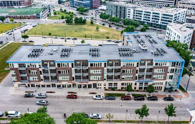 Avenir Exterior Apartments for rent Milwaukee, Wisconsin
