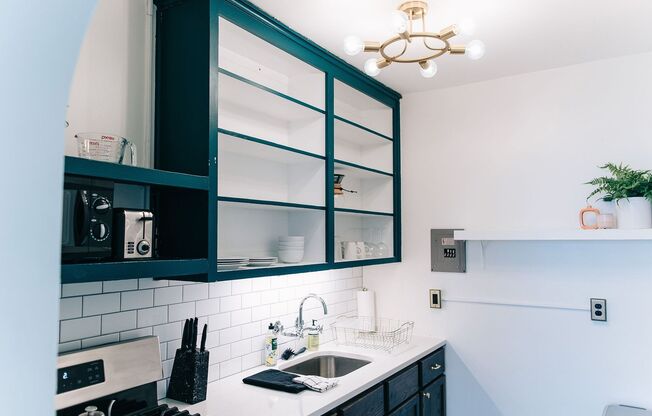 Studio, 1 bath, 445 sqft, $2,569, Unit The Hazel