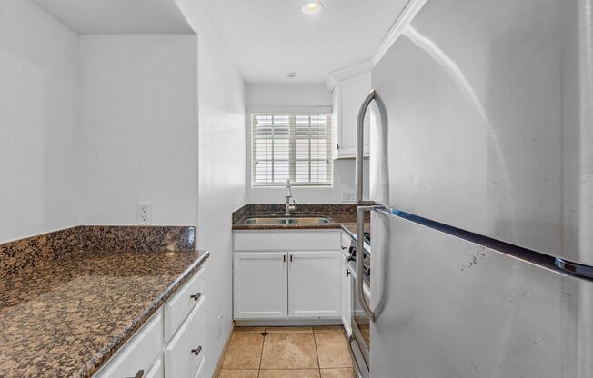 126 E. Balboa Blvd.