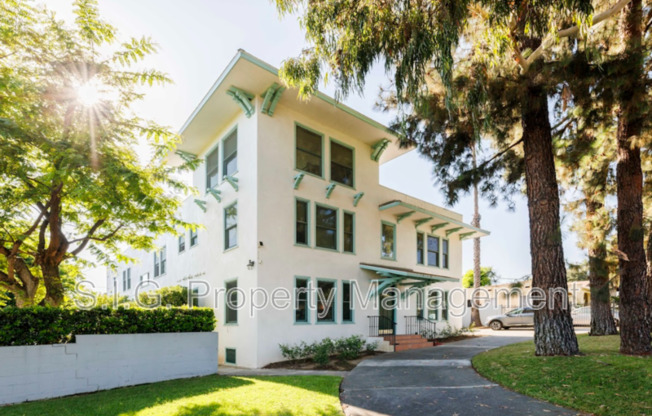 2191 El Sereno Ave.