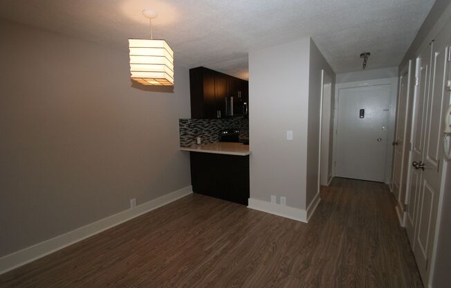 1 bed, 1.5 baths, 525 sqft, $1,750, Unit 203