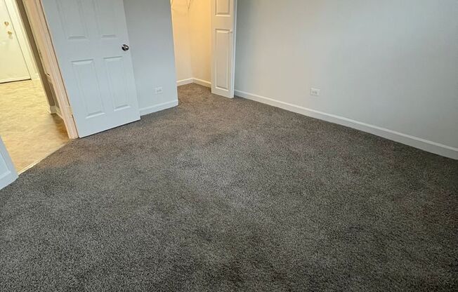 2 beds, 1 bath, 865 sqft, $1,195, Unit WP 305