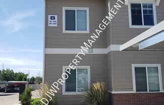 324 NE 3 ST