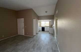 2 beds, 1 bath, 807 sqft, $1,295, Unit 1547-3