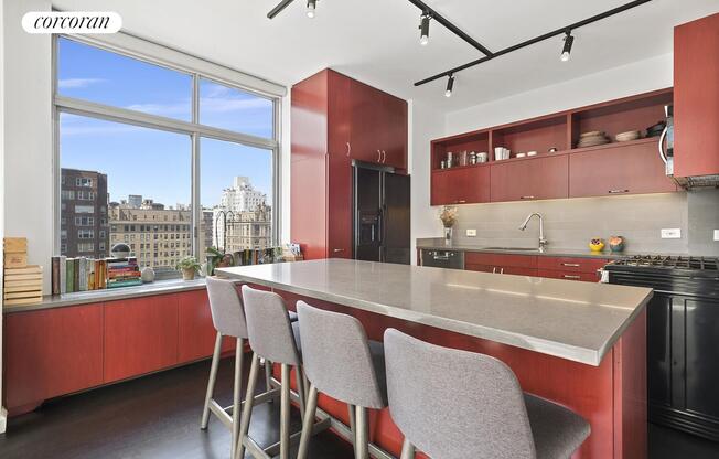 1 bed, 2 baths, 920 sqft, $6,950, Unit 902
