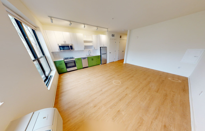 Studio, 1 bath, 401 sqft, $1,260, Unit 212