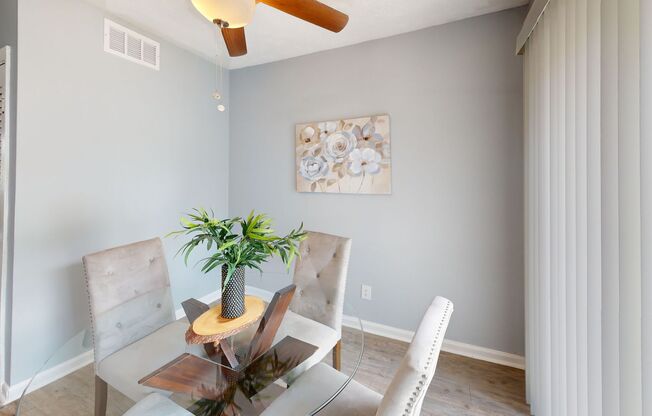 2 beds, 1.5 baths, 1,114 sqft, $1,273, Unit O-01