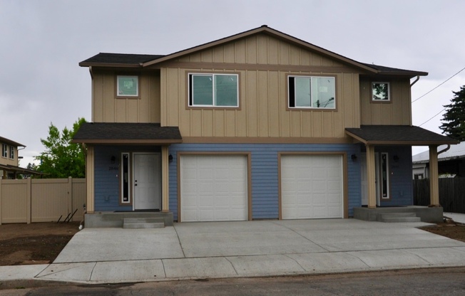 3 bed 2.5 bath Townhome Central CDA