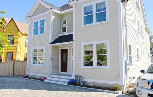 620 TRAPELO RD