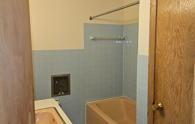 12106 W BLUEMOUND RD