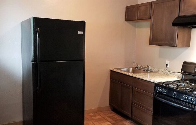 1514 E. Adams St.