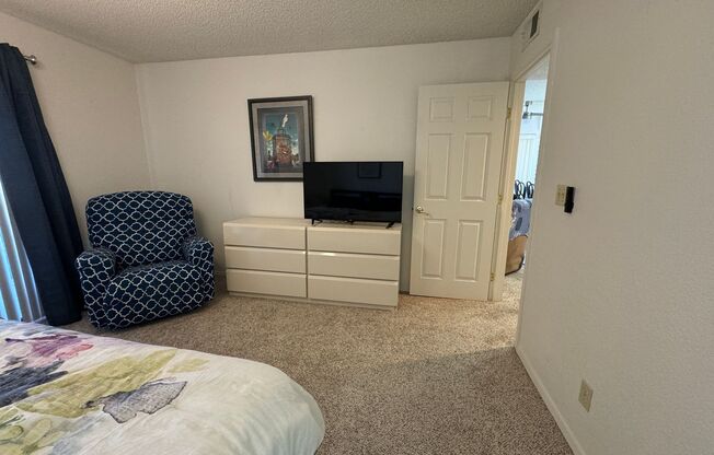 2 beds, 2 baths, $1,675, Unit # 3I