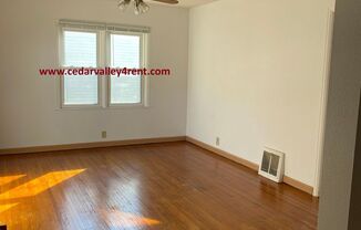 2 beds, 1 bath, $950