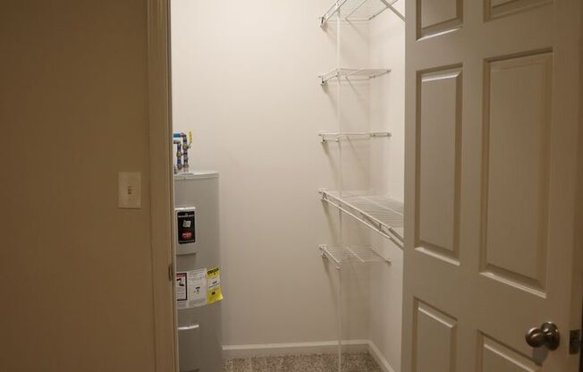 1 bed, 1 bath, 671 sqft, $1,379, Unit 28-28107