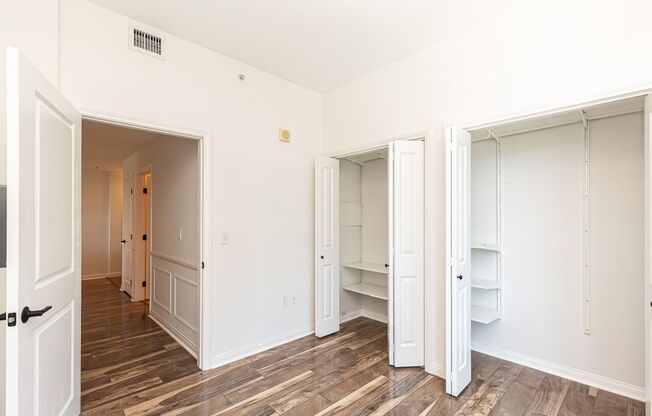 2 beds, 2 baths, $3,288