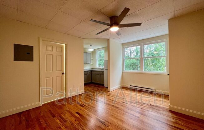 43 Ravenscroft Drive Apt 10