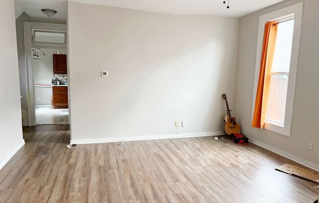 28 E. Powell Ave.