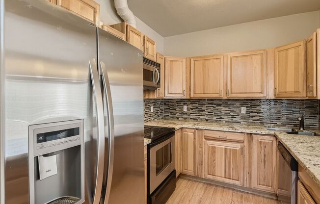 Beautiful 3 Bed 3 Bath Kirkland Townhome @ Villa Juanita!