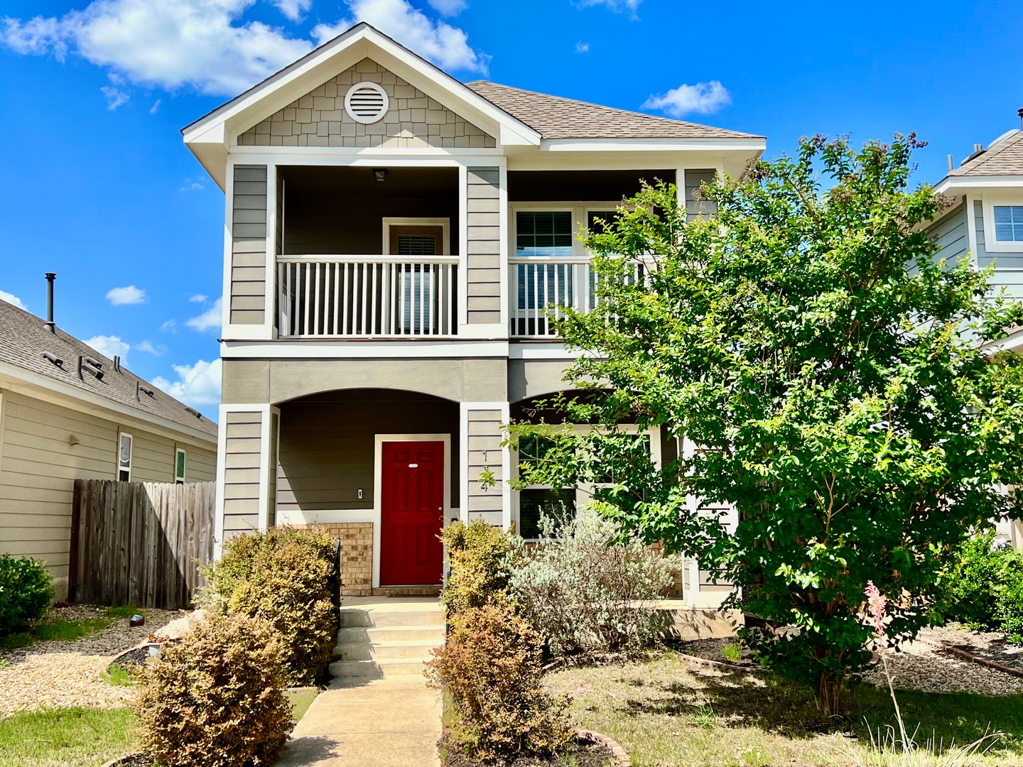 Charming 2 Story in Blanco Vista