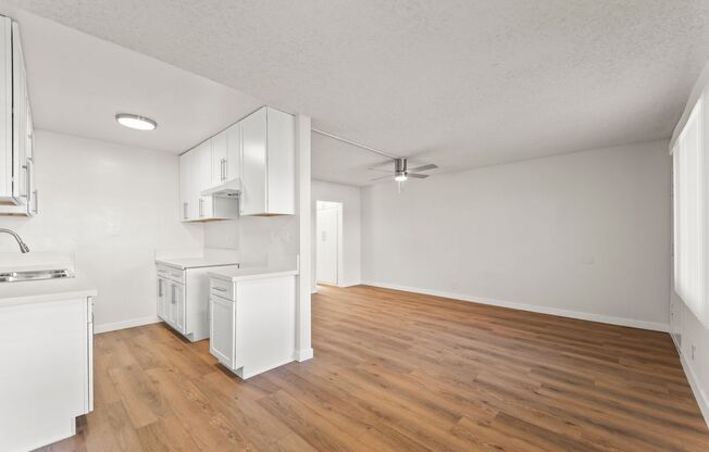 3205 W 60th St