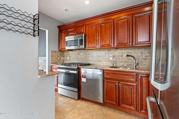 1 bed, 1 bath, 1,023 sqft, $3,150, Unit 14C