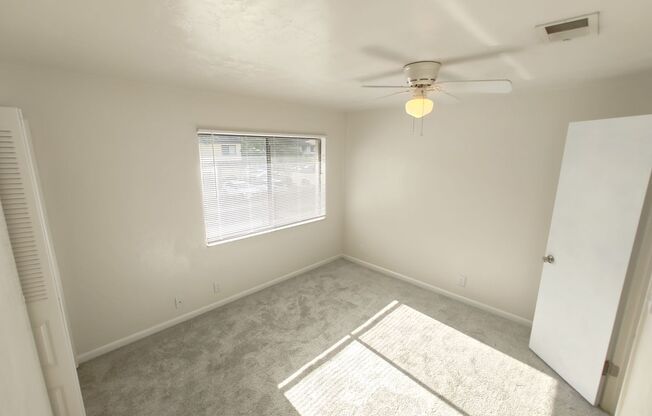 3 beds, 2.5 baths, 1,208 sqft, $1,600, Unit CW1101